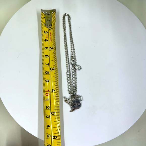 Cookie Lee Signed Vintage Silver Plated Martini Glass Necklace - Picture 5 of 5